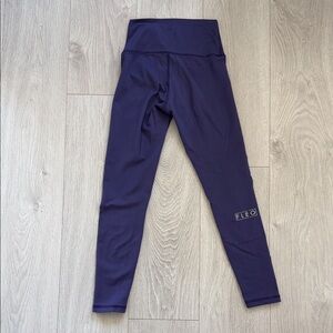 Fleo Purple Leggings